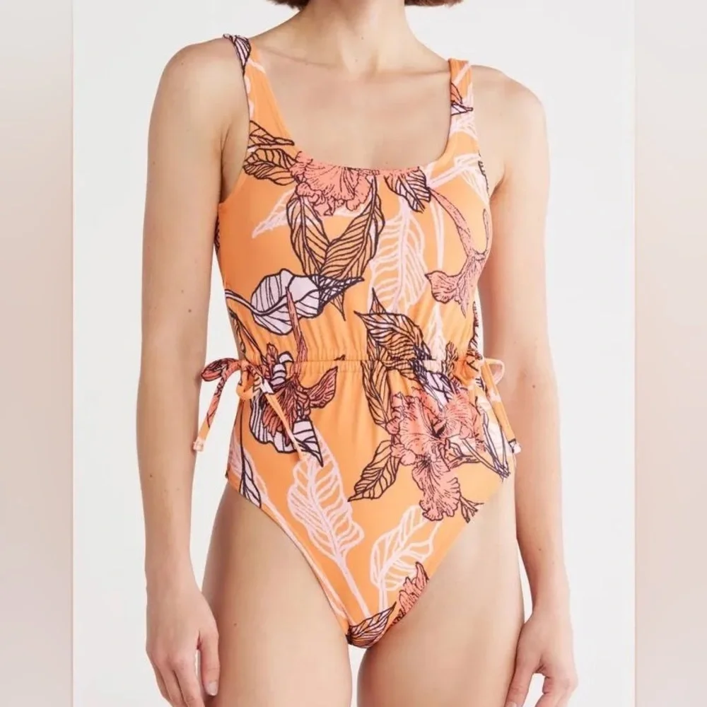 NWOT Hutch Mendes One Piece Swimsuit Size small